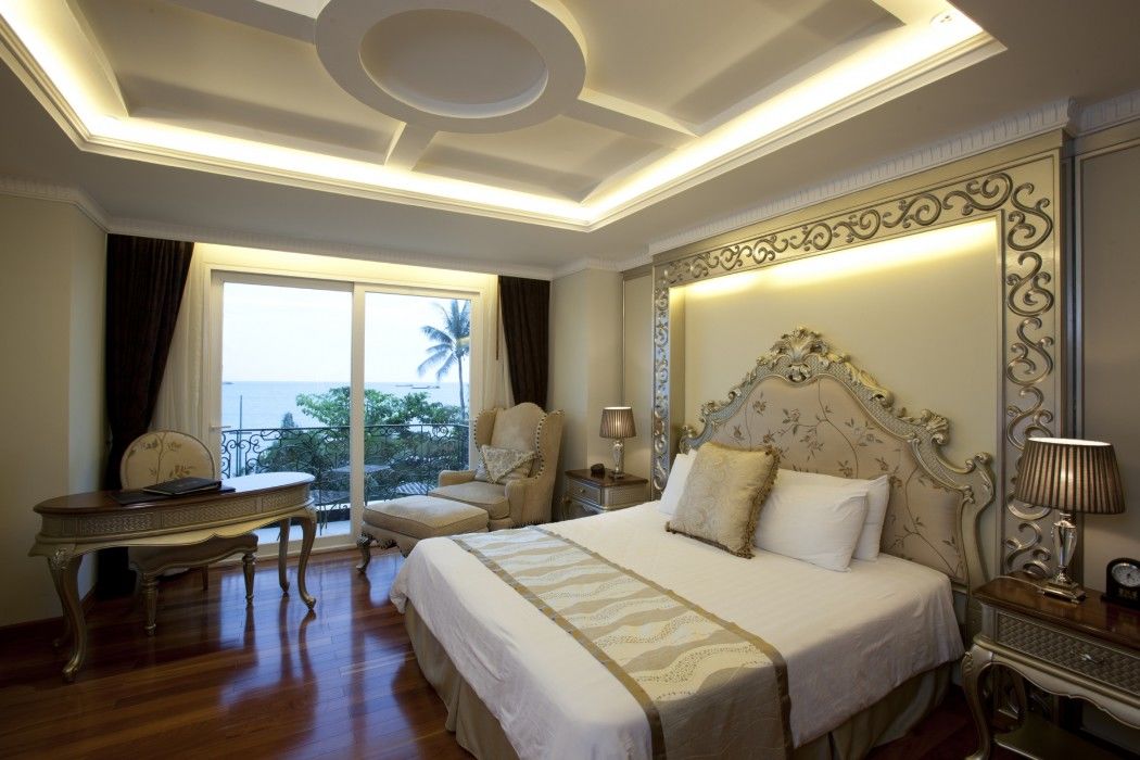 Lk The Empress Отель 4*